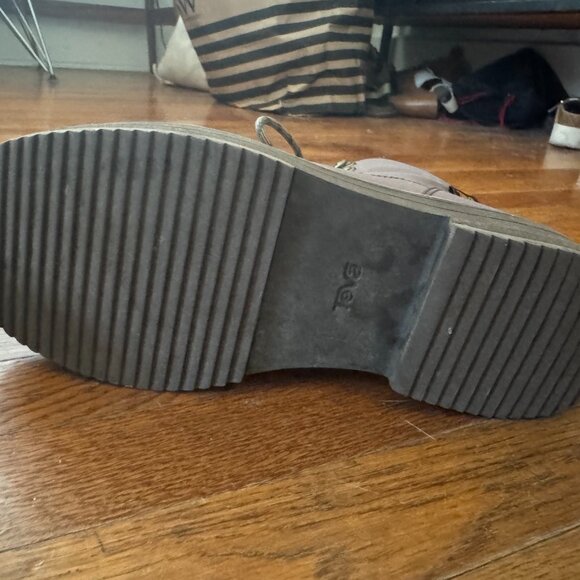 Teva Women's Midform Boot in Plum / Purple - Size 9 - Picture 6 of 14